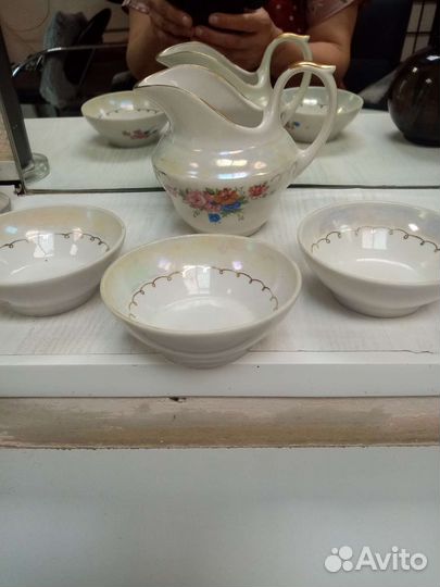 Молочник и вазочки для варенья