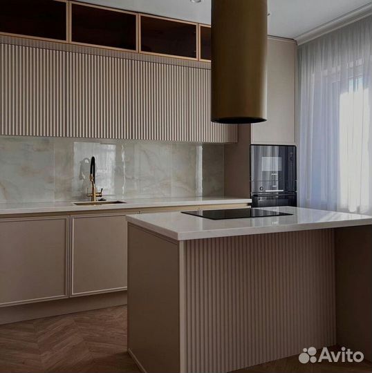 Стильный кухонный гарнитур