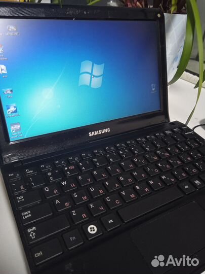 Нетбук Samsung nc110