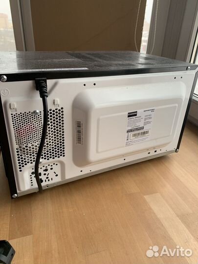 Микроволновая печь starwind