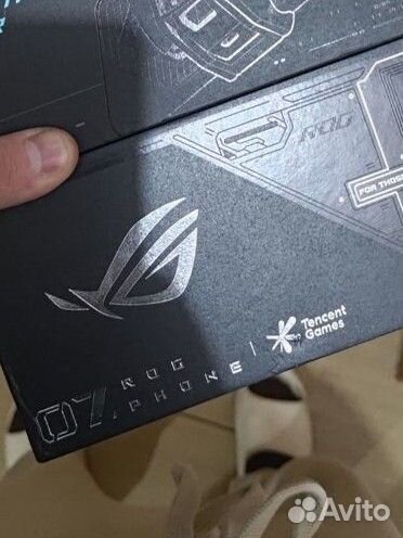 ASUS ROG Phone 7, 8/256 ГБ