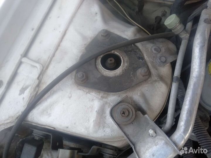 Nissan Wingroad 1.5 AT, 2000, 280 000 км