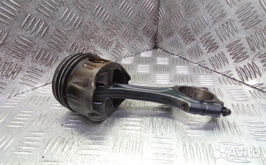 Поршень дизельный mercedes benz C-class W204 (96L0