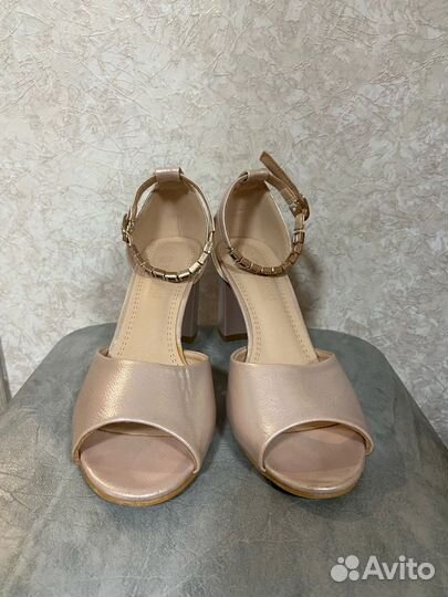 Туфли женские