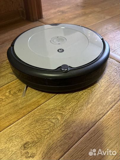 Робот пылесос irobot roomba 698