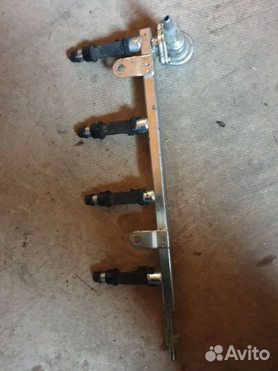 Топливная рампа nexia с форсунками