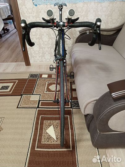 Шоссейный велосипед