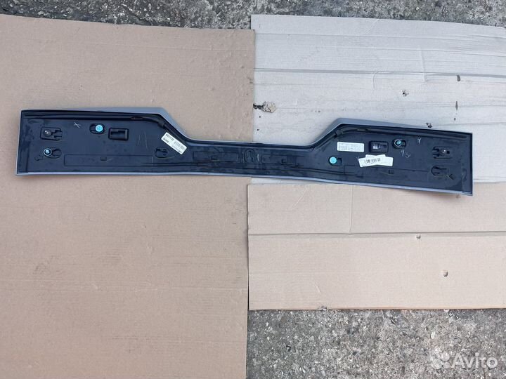 Спойлер крышке багажника верхний BMW X6M F96 G06