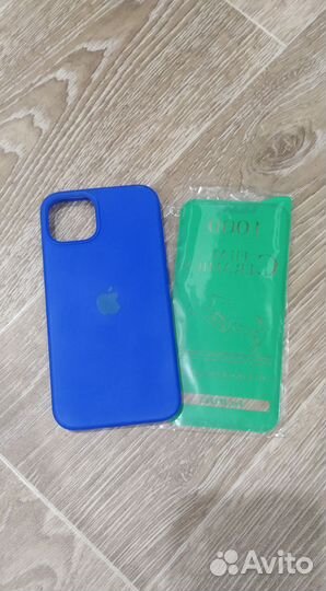 Чехол на iPhone 13