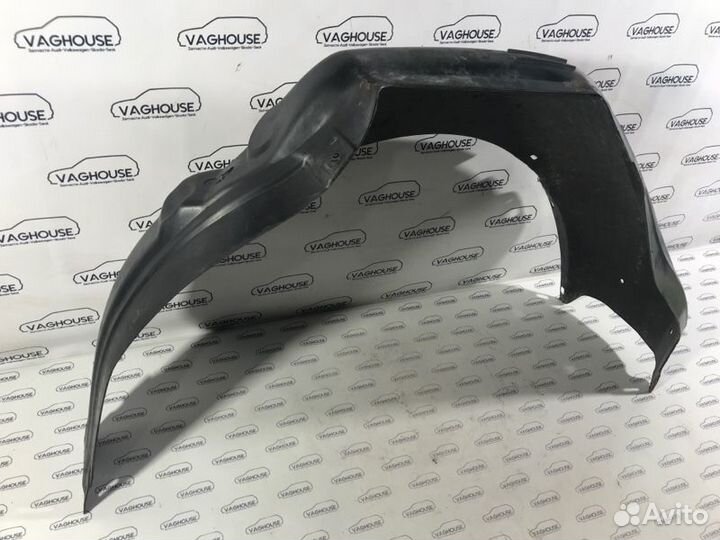 Подкрылок передний левый Volkswagen Passat B3 1.6