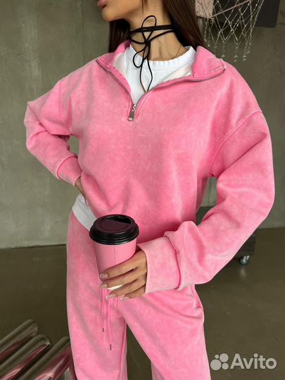 Спортивный костюм женский