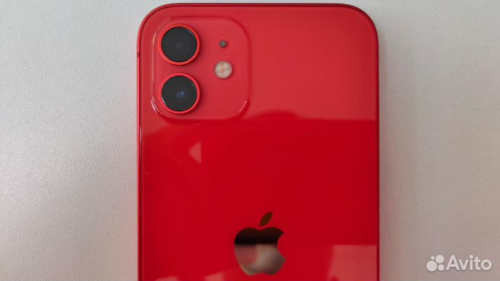 iPhone 12, 64 ГБ