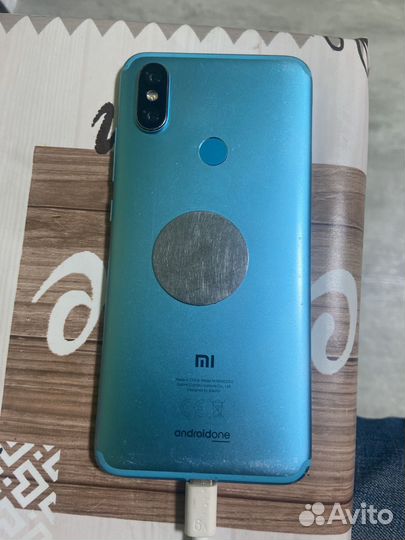 Xiaomi Mi A2 Android One, 4/64 ГБ