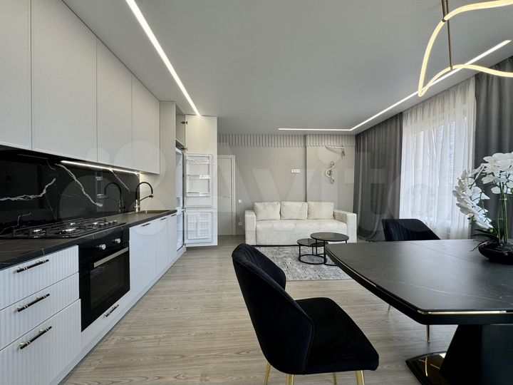 3-к. квартира, 80 м², 12/18 эт.