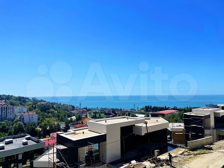 Коттедж 310 м² на участке 6 сот.