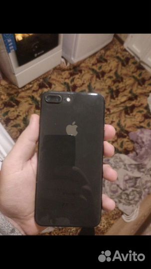 iPhone 8 Plus, 64 ГБ