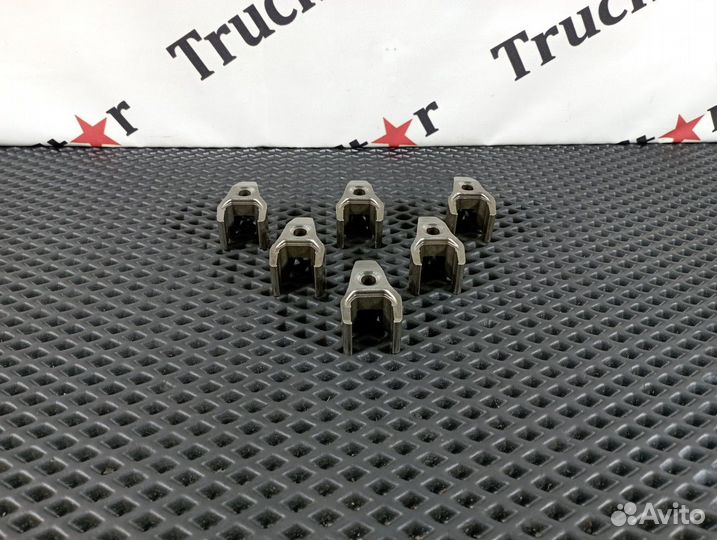 Комплект кронштейнов форсунок двигателя