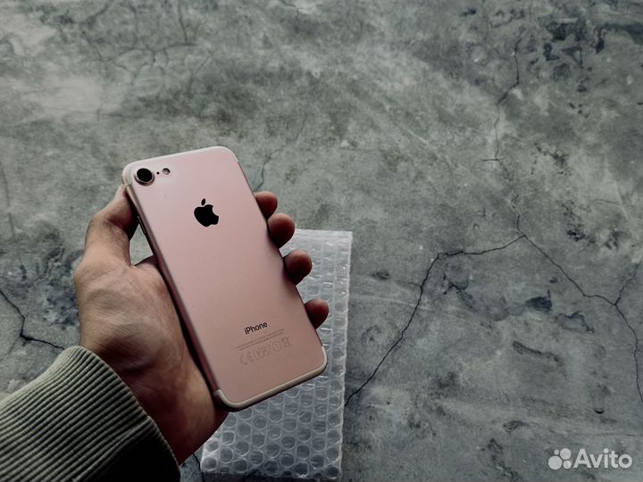 iPhone 7, 128 ГБ
