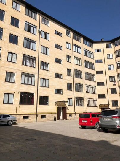 2-к. квартира, 68 м², 2/6 эт.