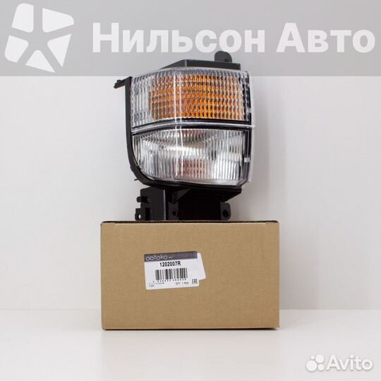Габарит nissan diesel, правый, ootoko