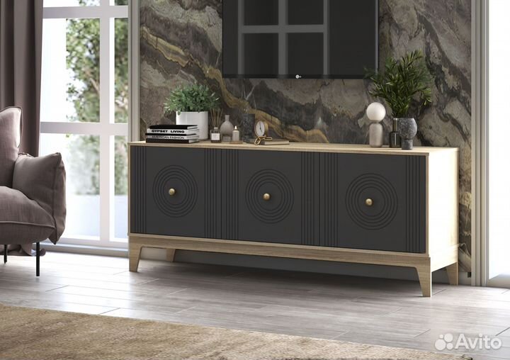 Комод Адриана