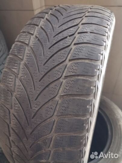 Goodyear UltraGrip Ice 225/50 R17