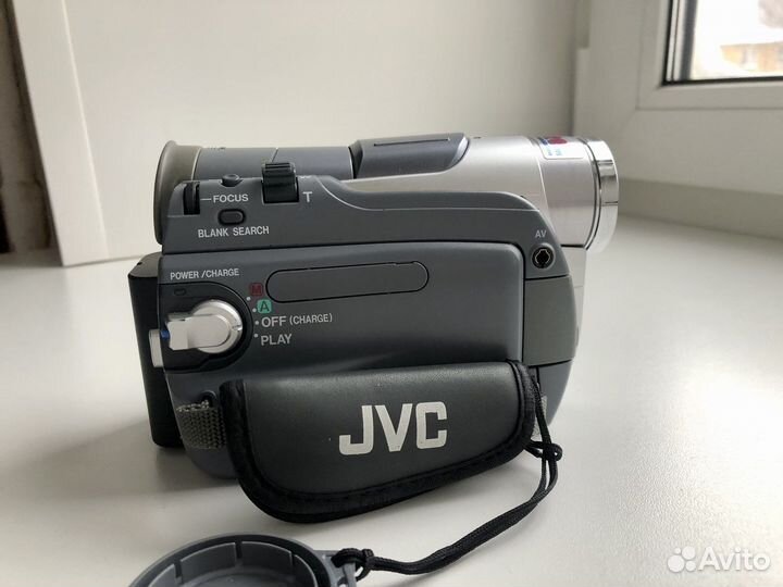 Видеокамера JVC GR-D30AS