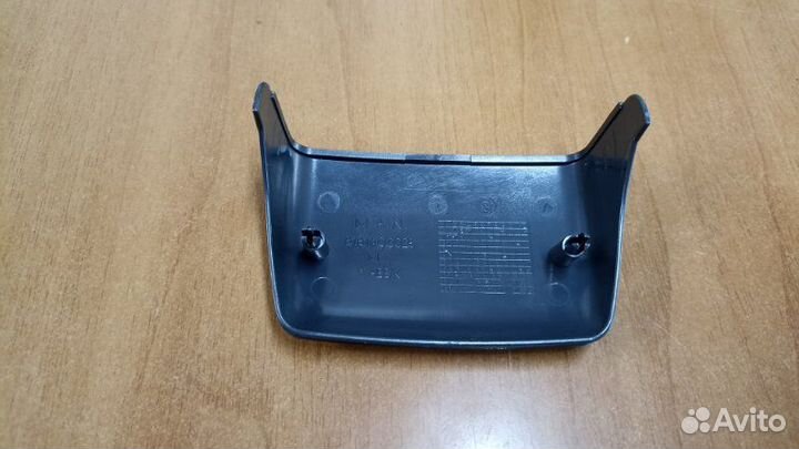 Заглушка петель капота Man Tgl Tgm Tga