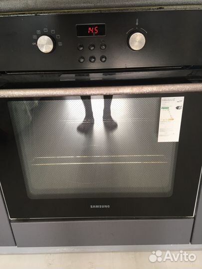 Духовой шкаф