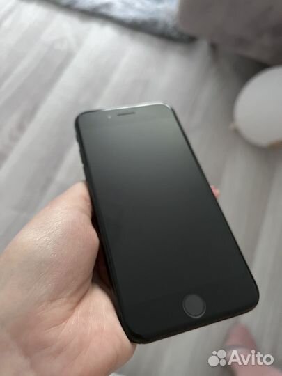 iPhone 7, 128 ГБ