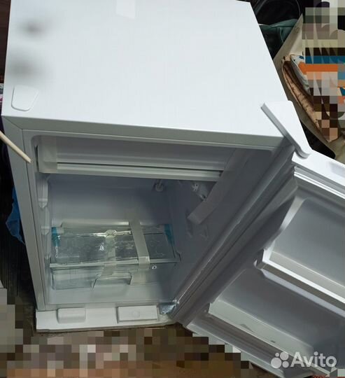 Холодильник маленький в сад, офис, общежитие. Новы