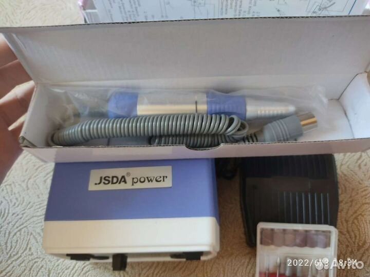 Аппарат для маникюра и педикюра