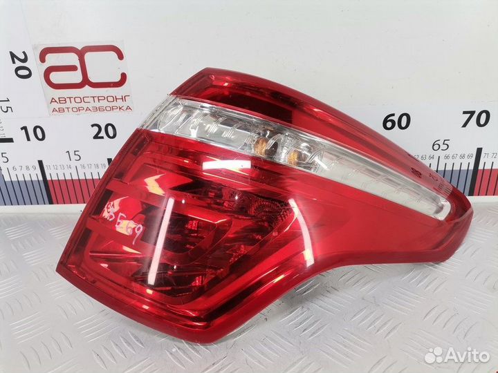Фонарь задний для Peugeot-Citroen C4 Picasso 1