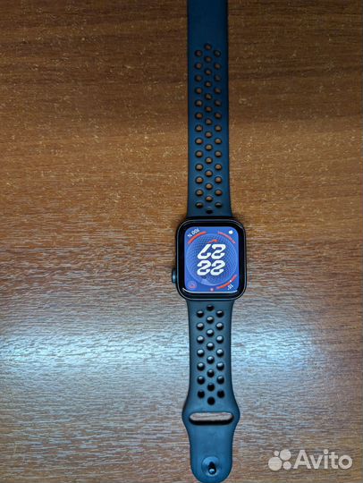 Смарт часы apple watch se 1 поколения