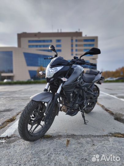 Bajaj Pulsar NS 200 Black Edition