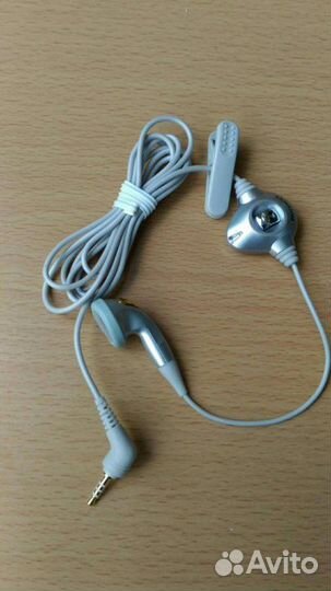 Гарнитура samsung с одним наушником AEP131 новый