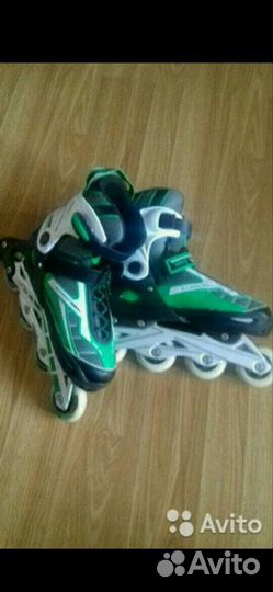 Роликовые коньки