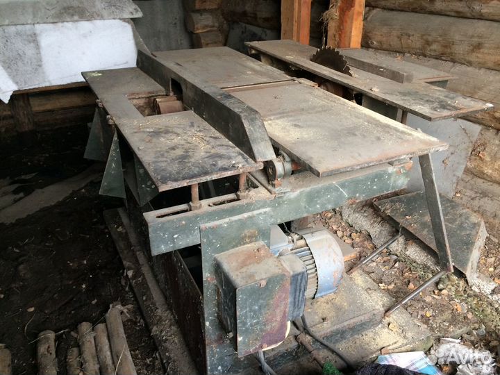 Продам деревообрабатывающий станок