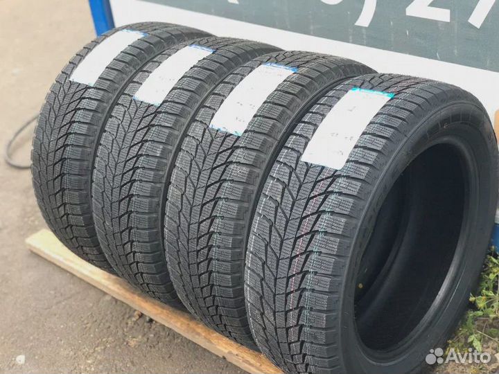 Triangle PL01 215/55 R17 98R