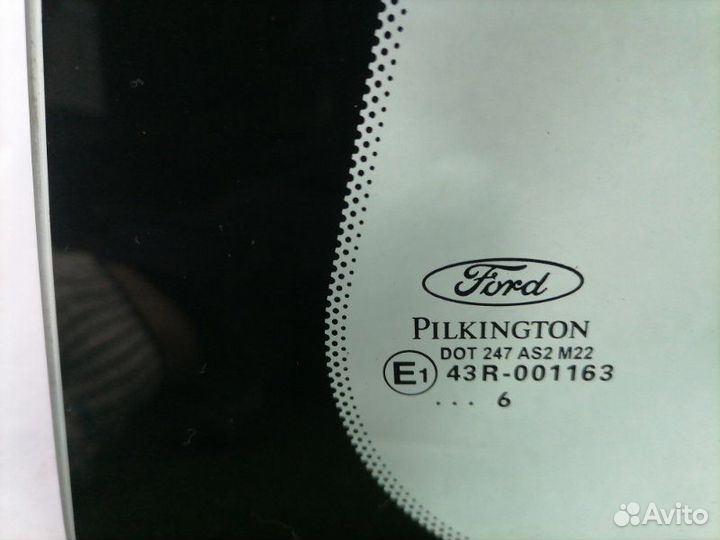 Стекло кузовное глухое заднее правое Ford Fusion