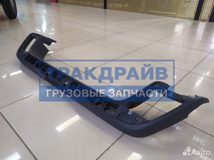 Кронштейн усилителя бампера Volvo FMX