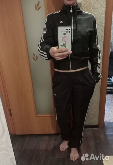 Спортивный костюм adidas женский 44-46 р-р