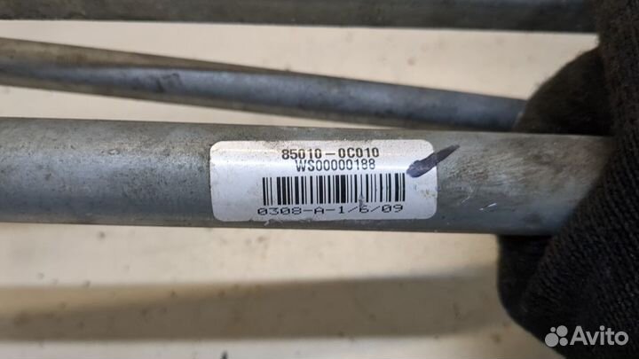 Двигатель стеклоочистителя передний Toyota Tundra