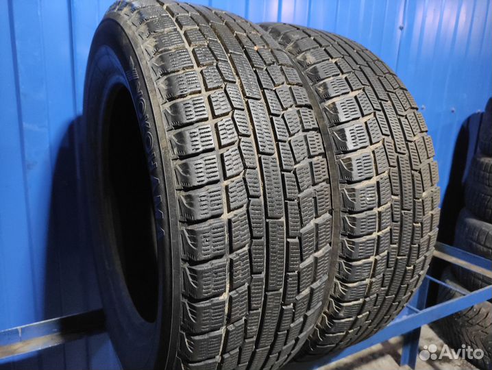 Yokohama Ice Guard IG20 215/60 R16