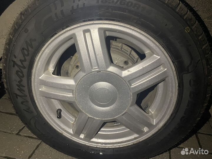 Lassa Driveways 185/60 R4 86C