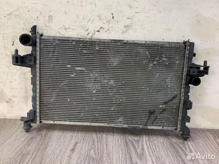 Радиатор двс Opel Corsa C Z13DTJ 2005