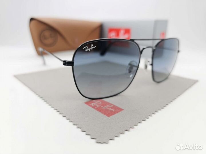 Очки Ray Ban 3136 Caravan 002/32 Blue Gradient