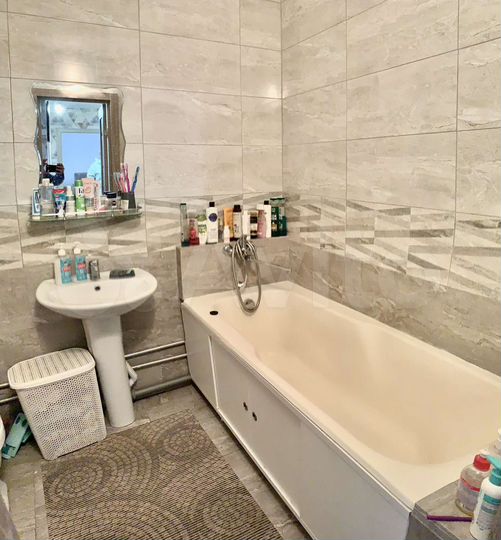 2-к. квартира, 59 м², 8/9 эт.