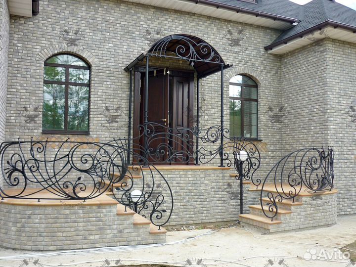 Навес козырек входная группа