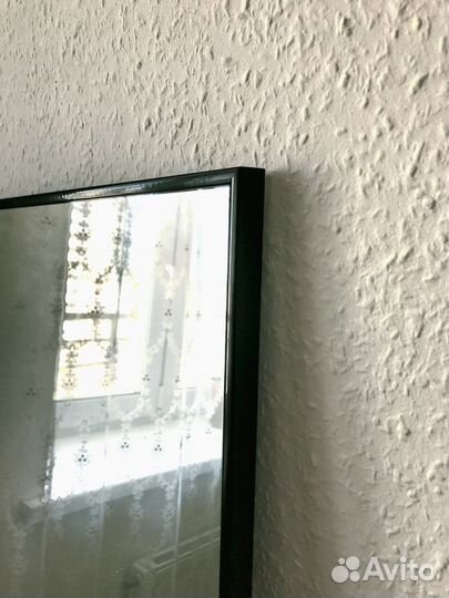 Зеркало настенное в алюминиевой раме